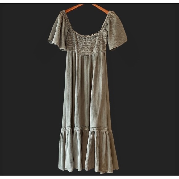 Easel Los Angeles Dresses & Skirts - Easel Smocked Tiered Gauze Maxi Dress Green Size M Boho Cottagecore Milkmaid